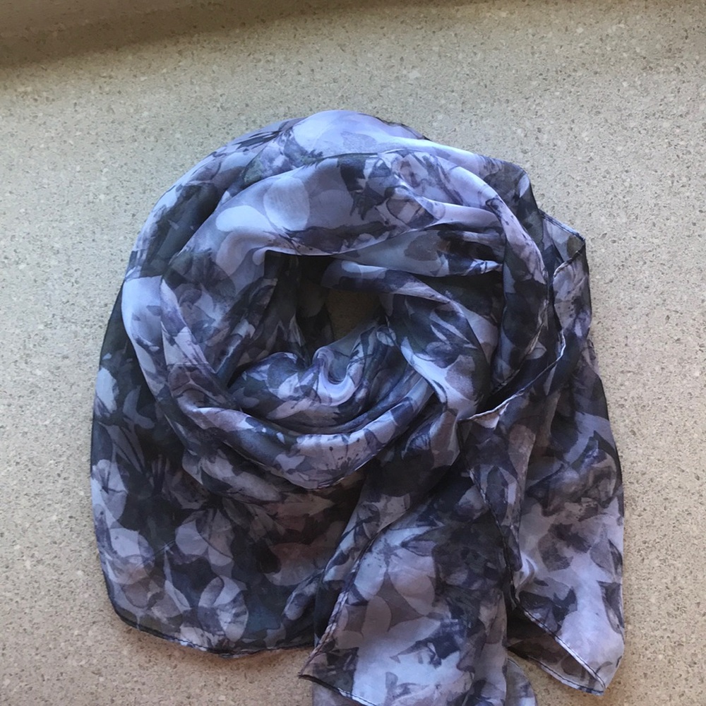 Gorgeous sheer scarf